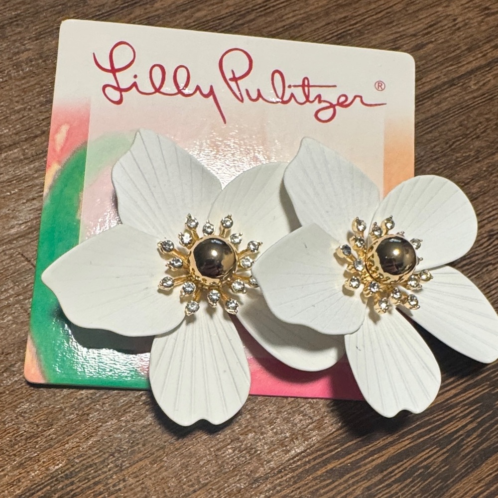 Lilly Pulitzer White Floral Gold-Center Earrings.  (BR444) - Picture 2 of 4